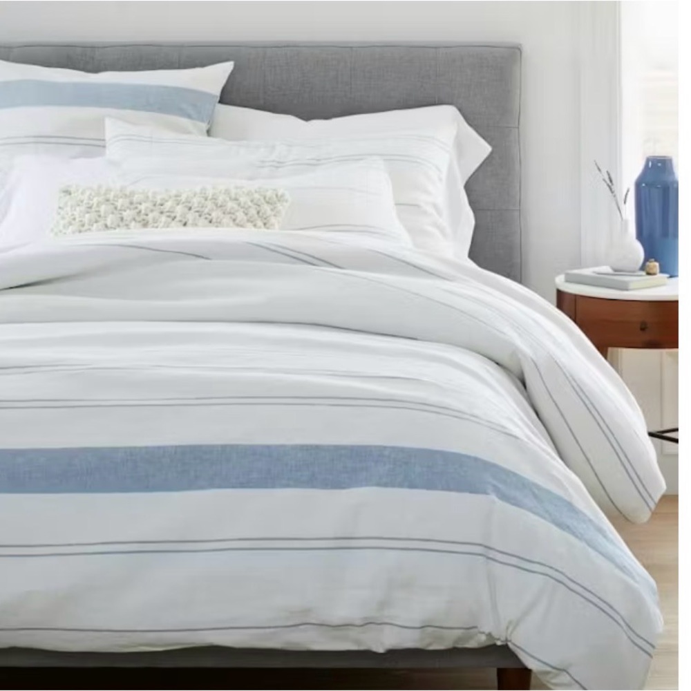 West Elm Hemp &‎ Cotton Serene Stripes Duvet Cover King Size